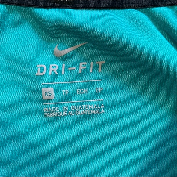 Nike Running Fitted Dri Fit Short Sleeve Shirt Size XS - Picture 4 of 10